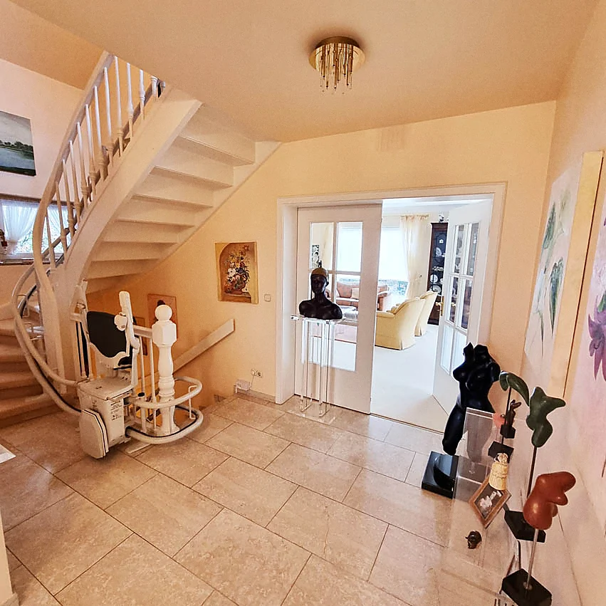 Luxuriöses Haus in Wellingsbüttel - inkl. Treppenlift – Bild 5
